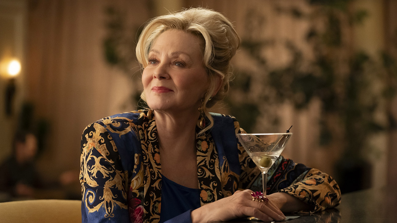 Jean Smart in Hacks